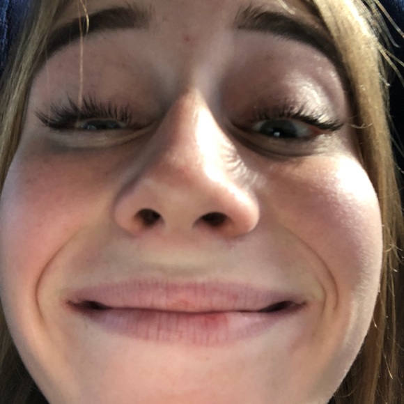 Meet your Posher, Faith - Picture 1 of 1